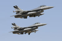 86-0215 @ KRAL - Riverside Airshow 2009 - by Todd Royer