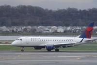 N958WH @ KDCA - ERJ 170-200 LR - by Mark Pasqualino