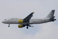 EC-ICQ @ LOWW - Vueling A320 - by Andy Graf-VAP