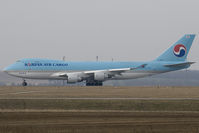 HL7439 @ LOWW - Korean Air 747-400 - by Andy Graf-VAP