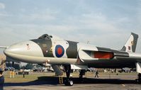 XH559 - Vulcan B.2A of 35 Squadron on display at rhe 1977 Royal Review at RAF Finningley. - by Peter Nicholson