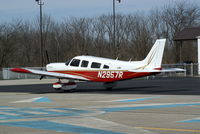 N2957R @ I19 - 1979 Piper PA32-300
