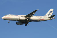 SX-DVM @ VIE - Aegean Airlines Airbus A320 - by Thomas Ramgraber-VAP