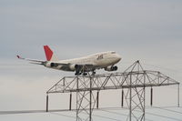 JA8073 @ KLAX - JAL Boeing 747-446, JA8073 7R approach KLAX. - by Mark Kalfas