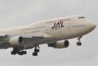 JA8073 @ KLAX - JAL Boeing 747-446, JA8073 7R approach KLAX. - by Mark Kalfas