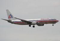 N933AN @ KLAX - American Airlines Boeing 737-823 N933AN, 7R approach KLAX. - by Mark Kalfas