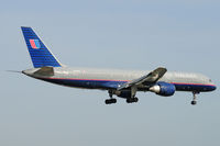 N575UA @ KDCA - Seen at KDCA on 3/27/2010