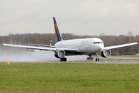 N394DL @ ZRH - . - by Roland Aigner