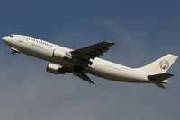 A6-MXB @ VIE - Maximus Air Cargo Airbus A300B4-605F
