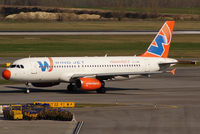 EI-CUM @ VIE - Windjet Airbus A320-232