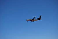 XA-AGM @ DEN - short final at denver international