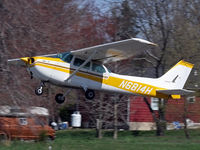 N6814H @ 17N - Leaving 17N