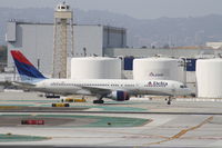 N6716C @ KLAX - Boeing 757-200 - by Mark Pasqualino