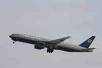N212UA @ KLAX - Boeing 777-200