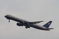 N536UA @ KLAX - Boeing 757-200 - by Mark Pasqualino