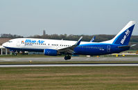 YR-BIB @ LOWW - Blue Air short before landing