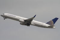 N18119 @ KLAX - Boeing 757-200