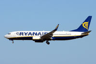 EI-DKL @ GCRR - Ryanair B737 at Arrecife , Lanzarote in March 2010