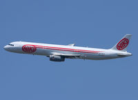 OE-LOS @ LOWW - Classic livery. - by Andreas Müller