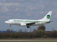 D-AGEQ @ EDDL - Germania; Boeing 737-75B.