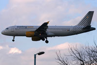 EC-KDX @ EGLL - Arriving 27L