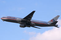 N772AN @ EGLL - Departing 27L