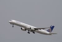 N77871 @ KLAX - Boeing 757-300