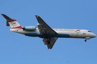 OE-LVJ @ EGLL - Landing 09L