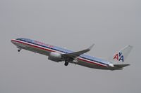 N979AN @ KLAX - Boeing 737-800 - by Mark Pasqualino