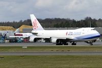 B-18721 @ ELLX - taxying to the active - by Friedrich Becker