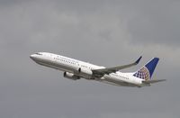 N76514 @ KLAX - Boeing 737-800 - by Mark Pasqualino