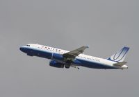 N488UA @ KLAX - Airbus A320