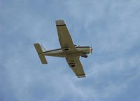 N3031W @ KAXN - Piper PA-28-161 Warrior on final to runway 22. - by Kreg Anderson