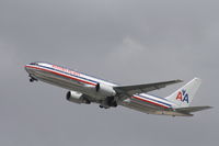 N342AN @ KLAX - Boeing 767-300 - by Mark Pasqualino