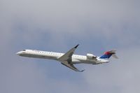 N812SK @ KLAX - CL600-2D24