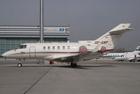 OE-GRF @ VIE - Hawker 850XP