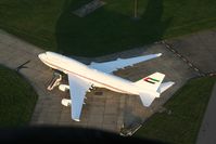 A6-HRM @ EGSS - A6-HRM B747 at Stansted, closed by volcanic ash, provides an opportunity for balloon flight - by Pete Hughes