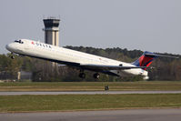 N911DL @ ORF - Delta AirLines N911DL (FLT DAL1128) departing RWY 5 enroute to Hartsfield-Jackson Atlanta Int'l (KATL). This aircraft was recently repainted in the new Delta scheme.
