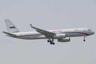 RA-64506 @ LOWW - Rossija TU214 - by Andy Graf-VAP