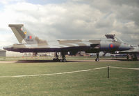 XM648 @ EGXP - Royal Air Force Vulcan B2. Operated by 9 Squadron. - by vickersfour