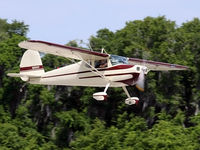 N2032V @ KLAL - Arriving at Lakeland