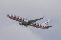 N821NN @ KLAX - Boeing 737-800 - by Mark Pasqualino