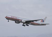 N792AN @ KLAX - Boeing 777-200