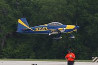 N700X @ LAL - Arriving at Lakeland, FL during Sun N Fun 2010. - by Bob Simmermon