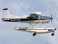 N4972Q @ KLAL - At Lakeland
