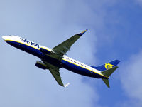 EI-DLS @ EGPH - Edinburgh based Ryanair B737-800 departs runway 24