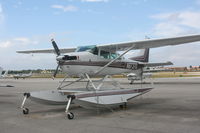 N8737Q @ KTMB - Beautiful Cessna 206 Stationair