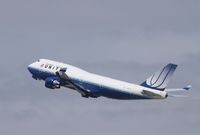 N175UA @ KLAX - Boeing 747-400 - by Mark Pasqualino