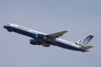 N550UA @ KLAX - Boeing 757-200 - by Mark Pasqualino