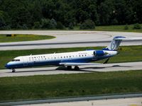 N745SK @ KCMH - United Express